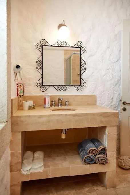 Luxurious Villa With Pool In The Center Of Alacati Cesme